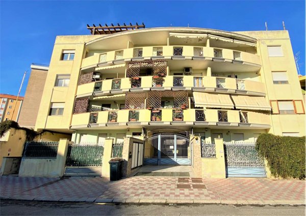 appartamento in vendita a Cagliari in zona Is Mirrionis/San Michele