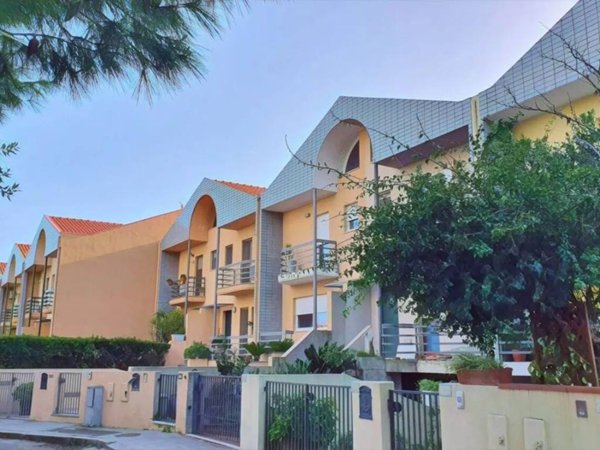 casa indipendente in vendita a Cagliari in zona Pirri