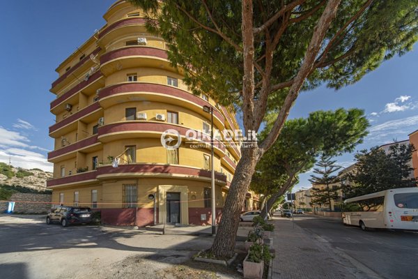 appartamento in vendita a Cagliari in zona Stampace/Punici