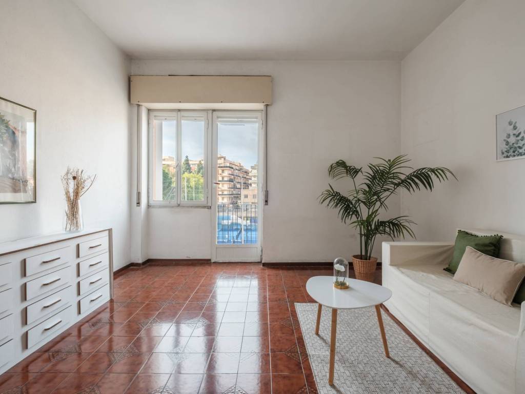 appartamento in vendita a Cagliari in zona Is Mirrionis/San Michele