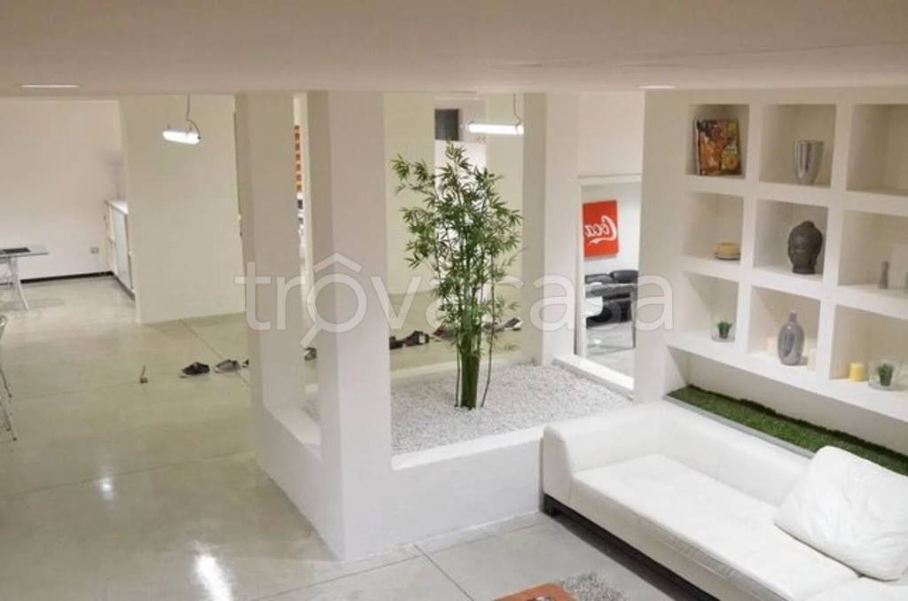 ufficio in vendita a Cagliari in zona San Benedetto