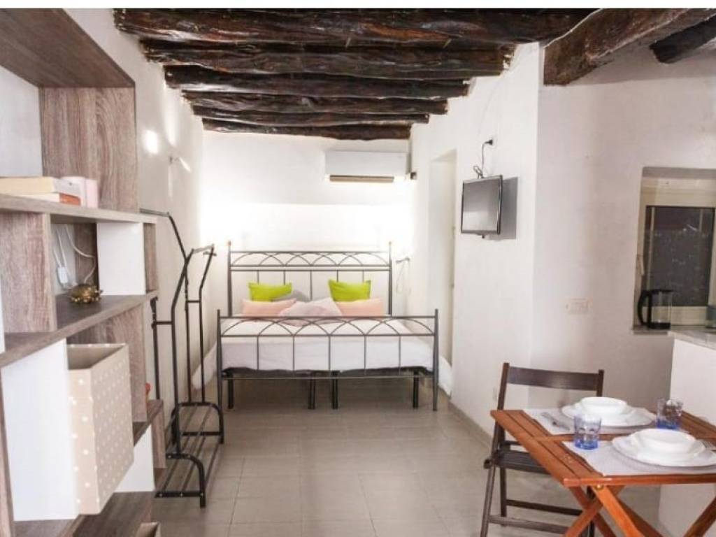 appartamento in vendita a Cagliari in zona Villanova