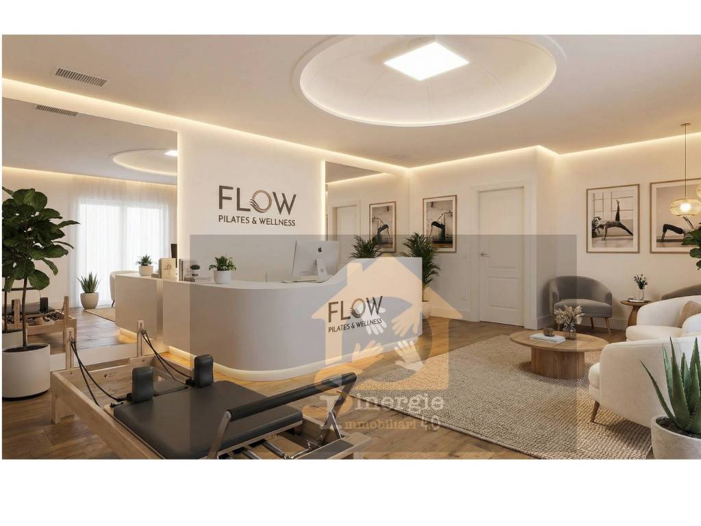 negozio in vendita a Cagliari in zona Villanova