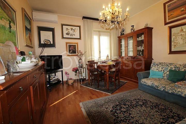 appartamento in vendita a Cagliari in zona Genneruxi