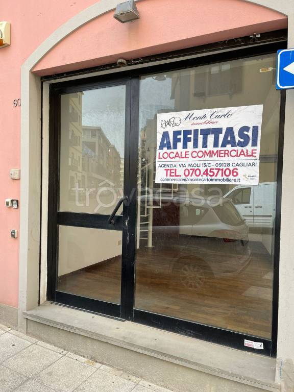 negozio in vendita a Cagliari in zona Villanova