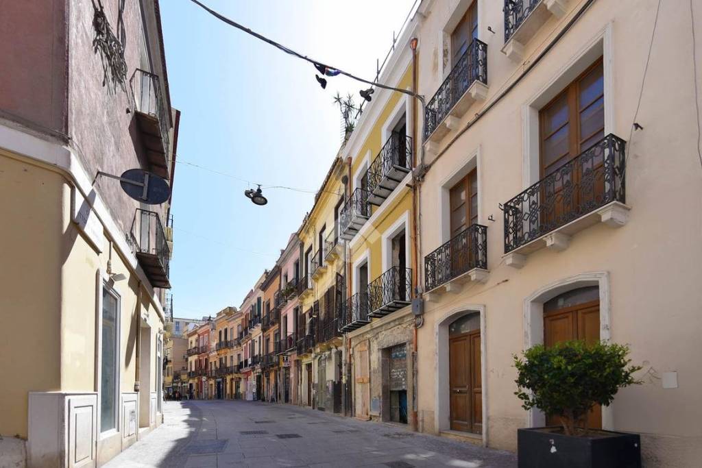 appartamento in vendita a Cagliari in zona Stampace/Punici