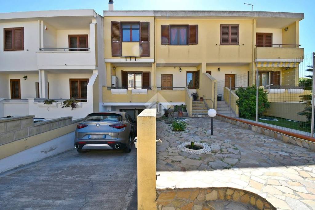 casa indipendente in vendita a Cagliari in zona Barracca Manna