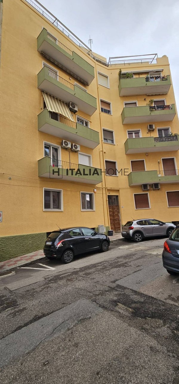 appartamento in vendita a Cagliari in zona Tribunale