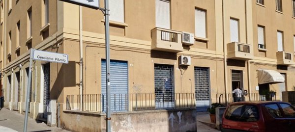 negozio in vendita a Cagliari in zona San Benedetto