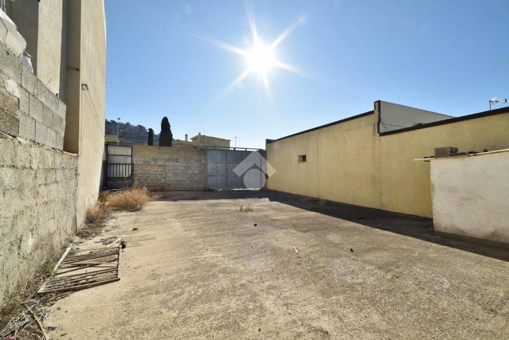 appartamento in vendita a Cagliari in zona Is Mirrionis/San Michele