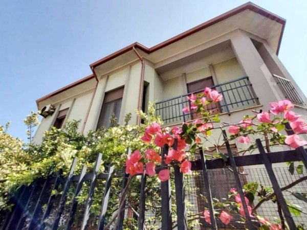 casa indipendente in vendita a Cagliari in zona Pirri