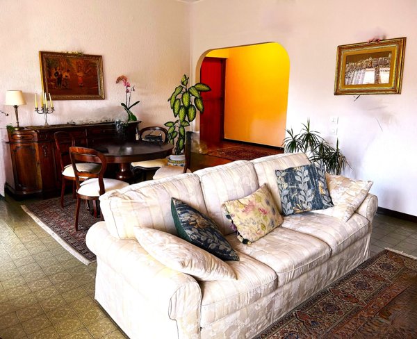 appartamento in vendita a Cagliari in zona Bonaria