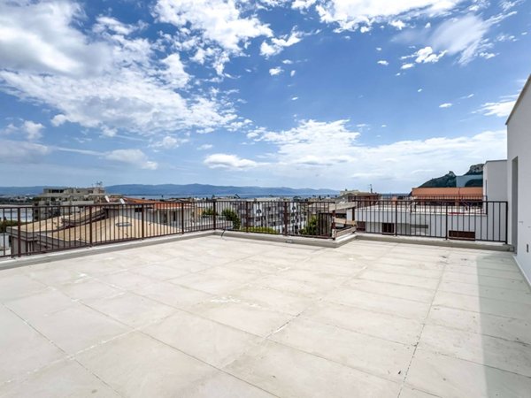 appartamento in vendita a Cagliari in zona Poetto/Marina Piccola