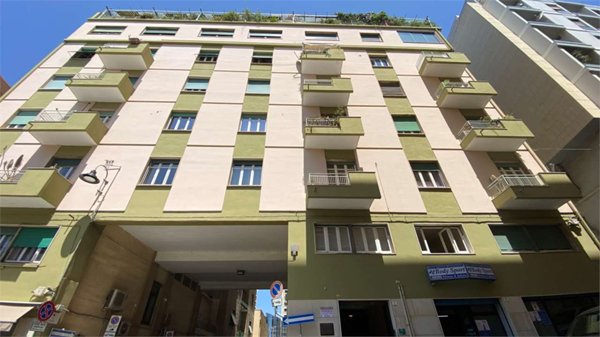 appartamento in vendita a Cagliari in zona Marina
