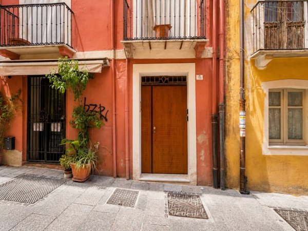 appartamento in vendita a Cagliari in zona Marina
