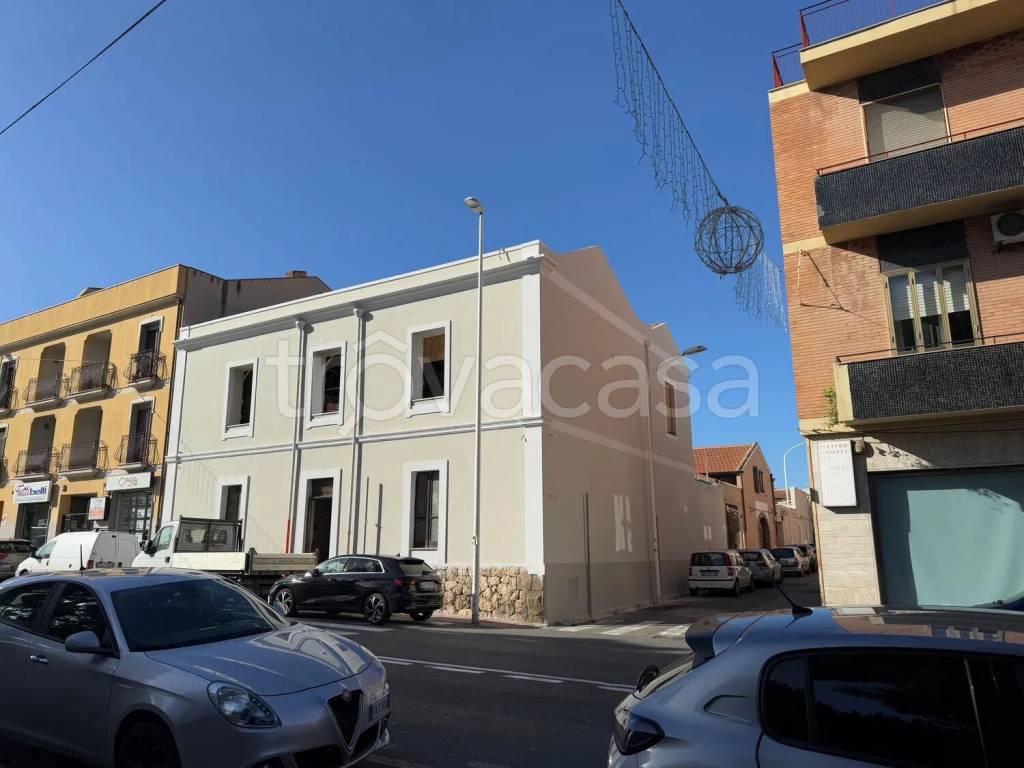 appartamento in vendita a Cagliari in zona Pirri