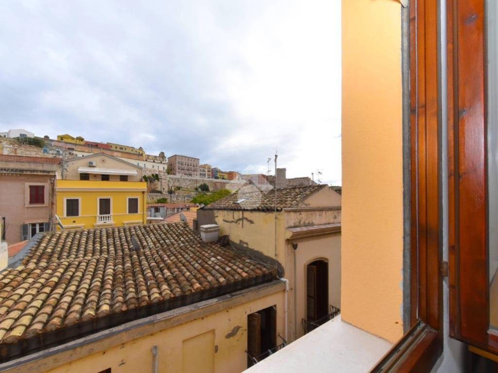 appartamento in vendita a Cagliari in zona Stampace/Punici