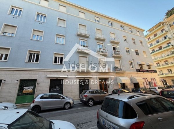 appartamento in vendita a Cagliari in zona Villanova