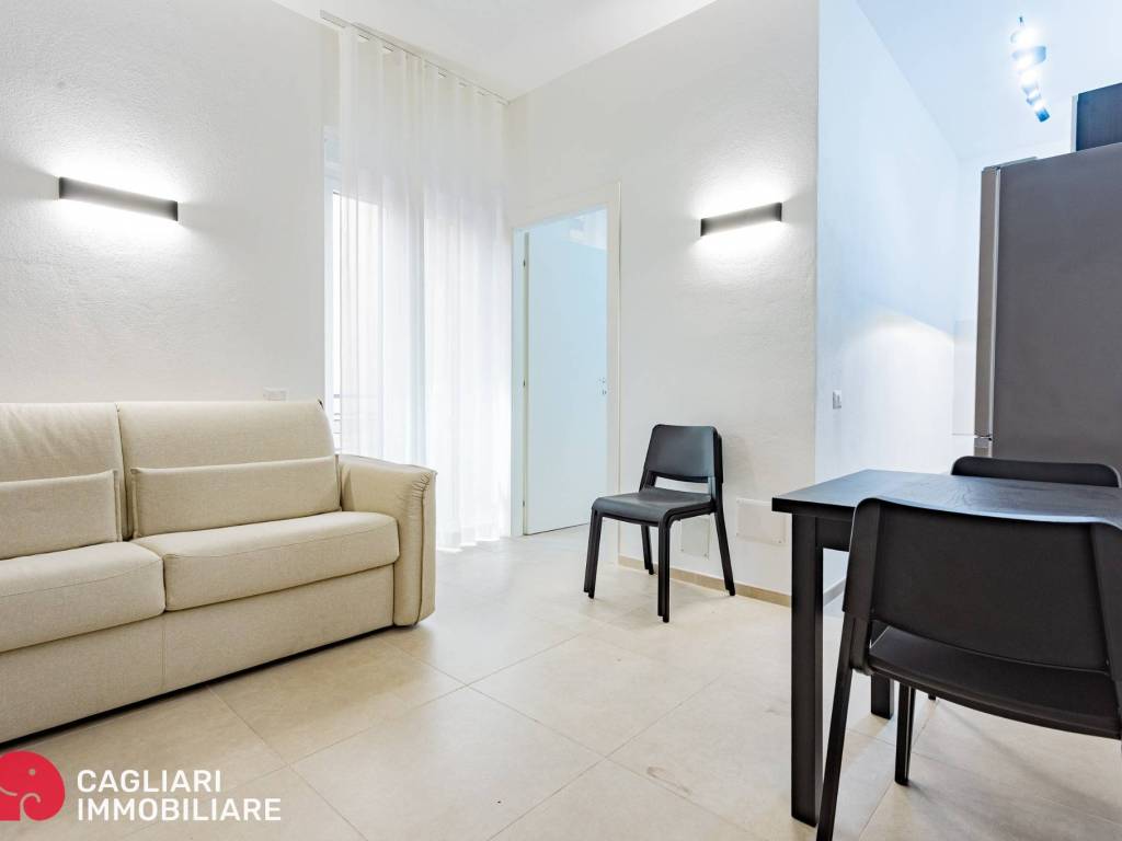 appartamento in vendita a Cagliari in zona Villanova