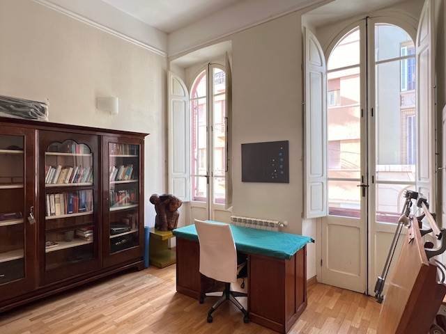 appartamento in vendita a Cagliari in zona Stampace/Punici