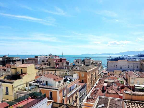 appartamento in vendita a Cagliari in zona Marina