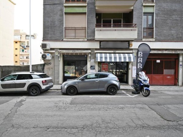 negozio in vendita a Cagliari