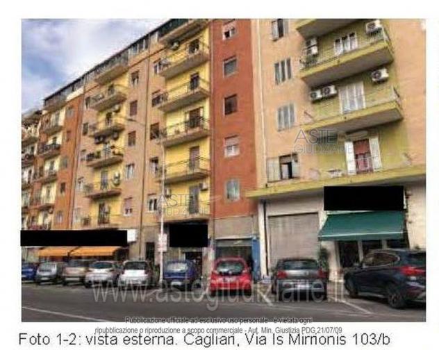 negozio in vendita a Cagliari in zona Is Mirrionis/San Michele