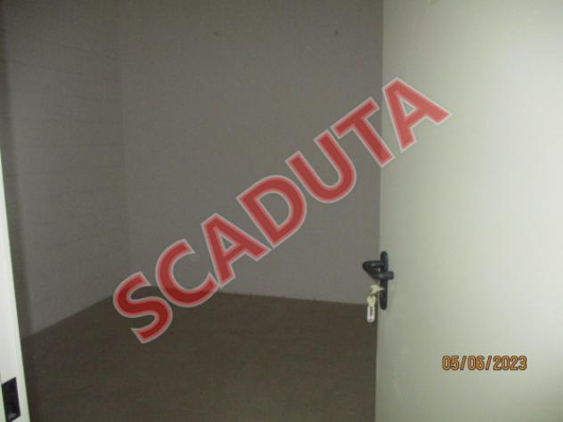 locale commerciale in vendita a Cagliari in zona Tuvixeddu/Tuvumannu