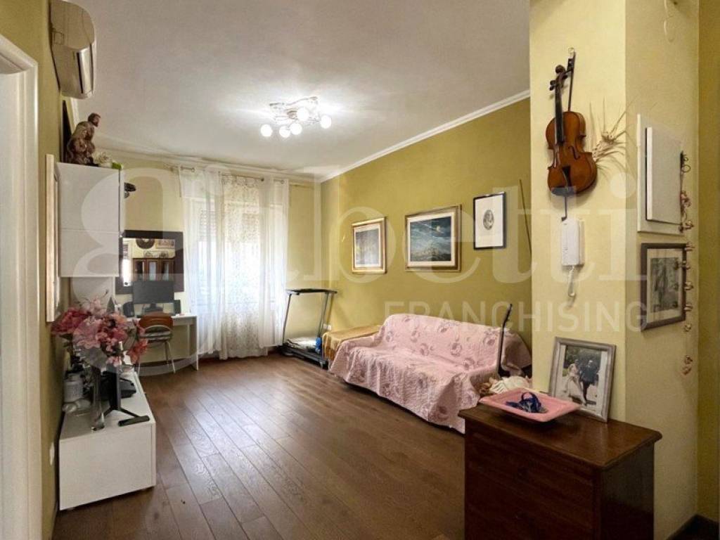 appartamento in vendita a Cagliari in zona Pirri