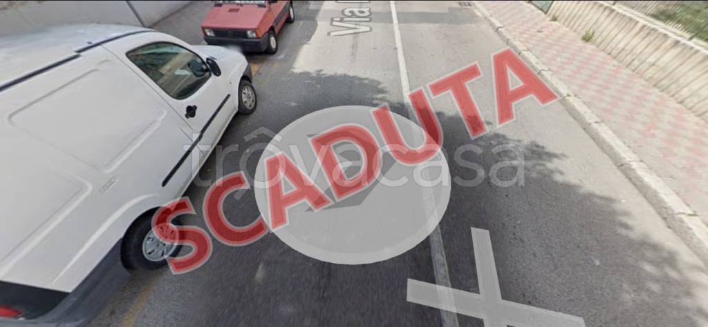 locale di sgombero in vendita a Cagliari in zona Is Mirrionis/San Michele