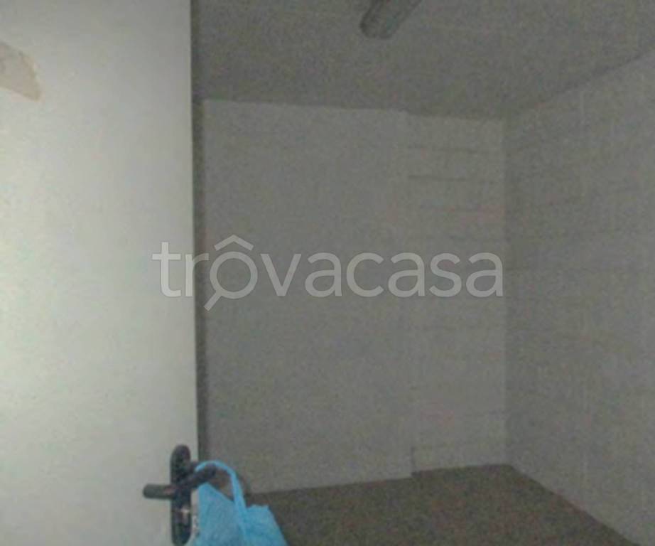 locale di sgombero in vendita a Cagliari in zona Tuvixeddu/Tuvumannu