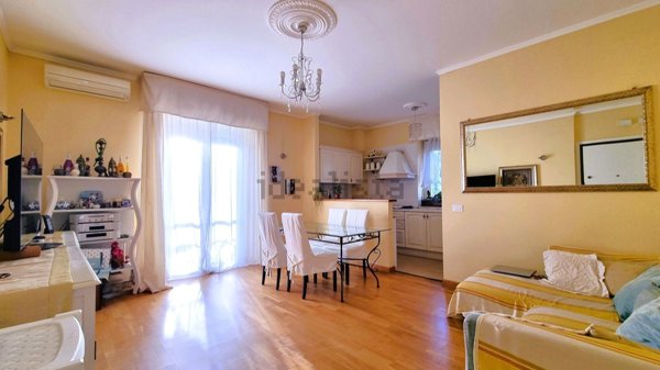 appartamento in vendita a Cagliari in zona Pirri