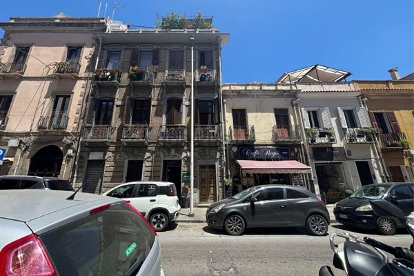 appartamento in vendita a Cagliari in zona Stampace/Punici