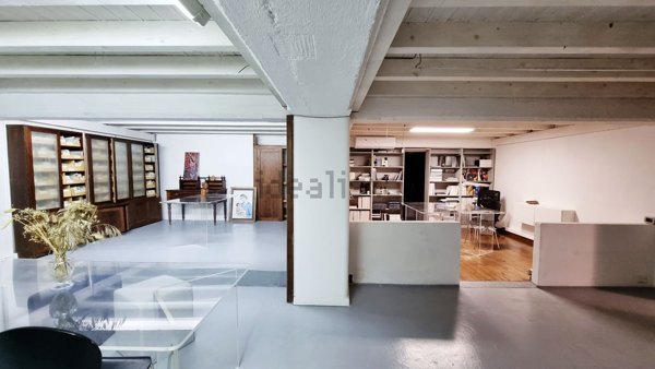 ufficio in vendita a Cagliari in zona Sant'Avendrace