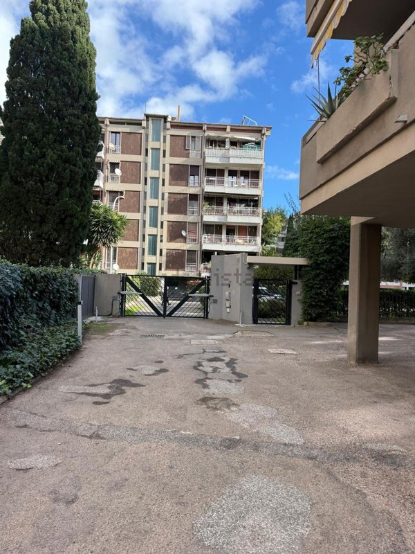 appartamento in vendita a Cagliari in zona Quartiere del Sole / La Palma