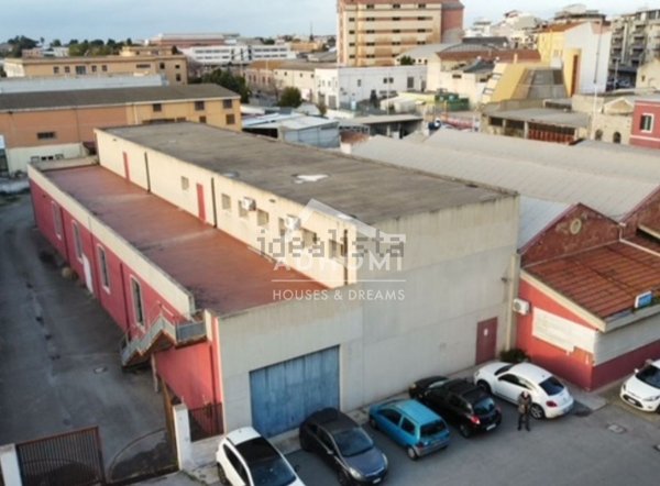 terreno edificabile in vendita a Cagliari in zona Sant'Avendrace