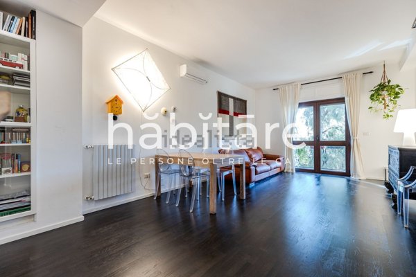 appartamento in vendita a Cagliari in zona Genneruxi