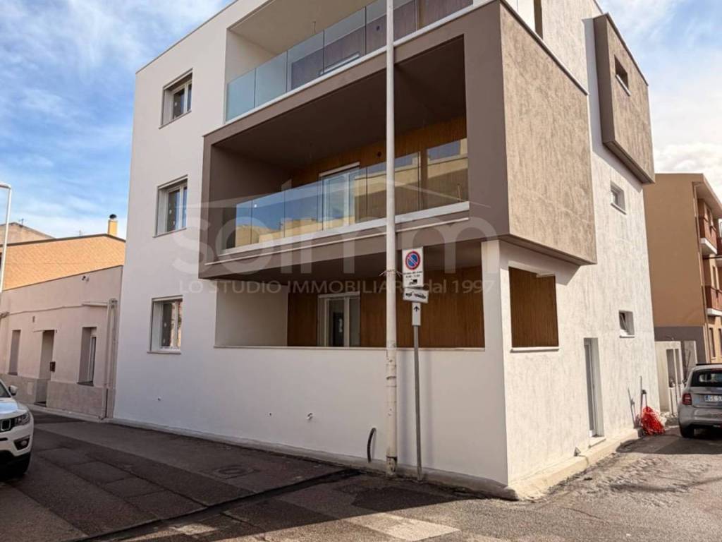 appartamento in vendita a Cagliari in zona Pirri