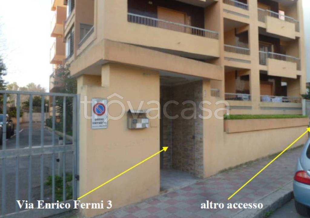 locale commerciale in vendita a Cagliari in zona Monte Mixi