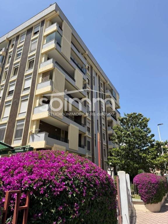 appartamento in vendita a Cagliari in zona Genneruxi