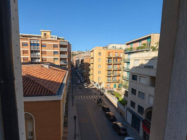 appartamento in vendita a Cagliari in zona Villanova