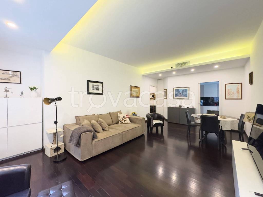 appartamento in vendita a Cagliari in zona Villanova