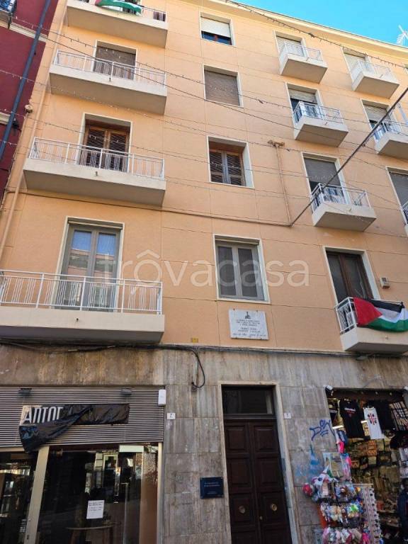 appartamento in vendita a Cagliari in zona Marina