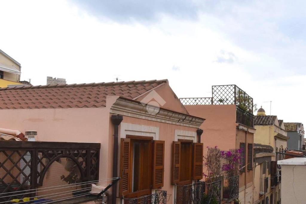 appartamento in vendita a Cagliari in zona Stampace/Punici