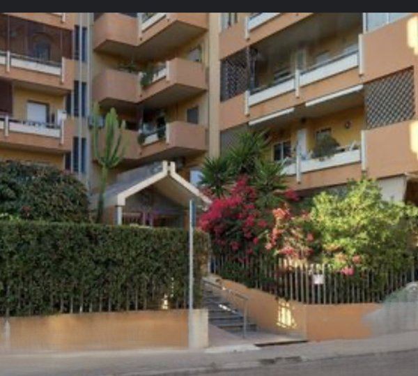 appartamento in vendita a Cagliari in zona Fonsarda / zona Giudici