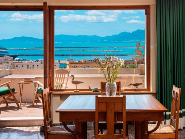 appartamento in vendita a Cagliari in zona Castello