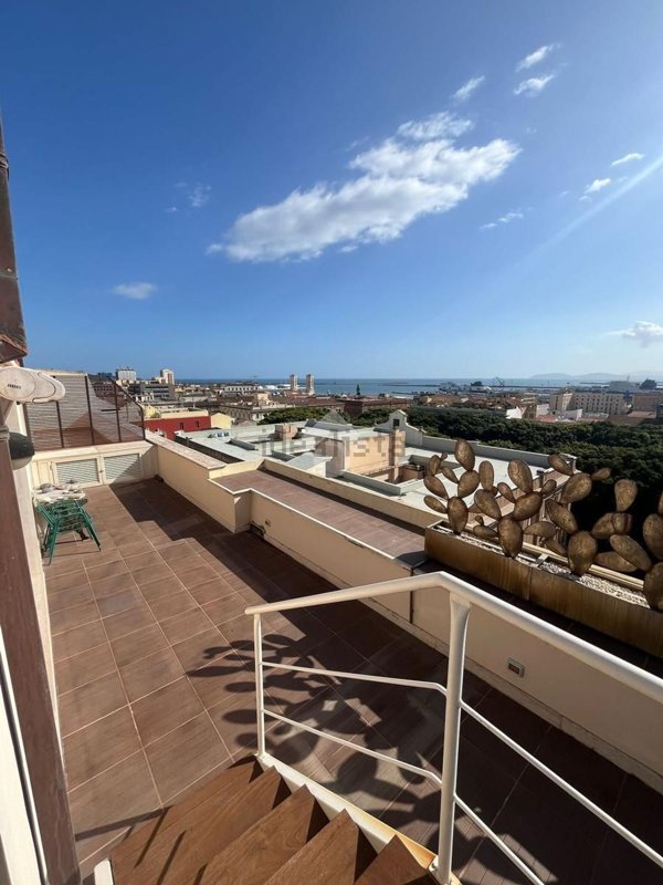appartamento in vendita a Cagliari in zona Stampace/Punici