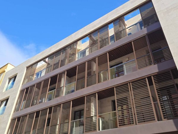 appartamento in vendita a Cagliari in zona Bonaria