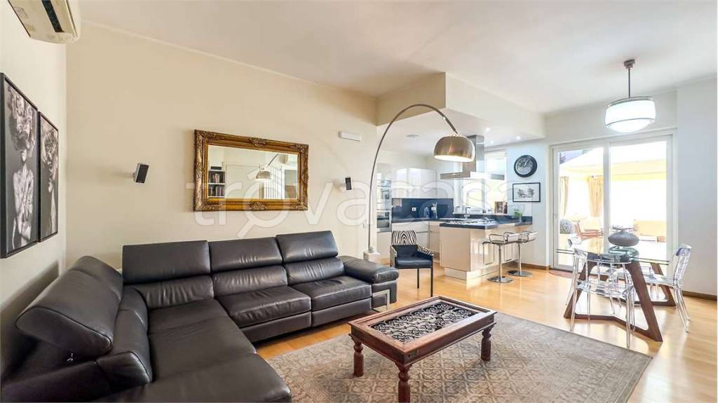 appartamento in vendita a Cagliari in zona Monte Urpinu