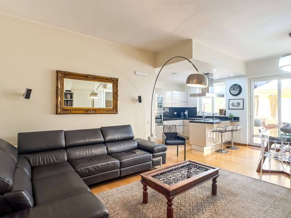 appartamento in vendita a Cagliari in zona Monte Urpinu